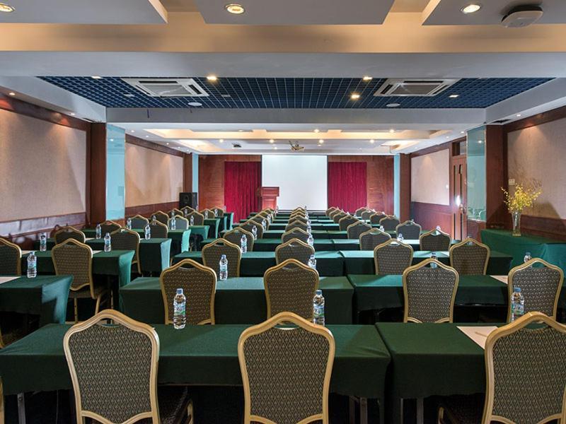 Vienna Hotel Гуанчжоу Екстер'єр фото
